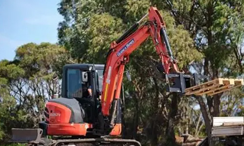 Excavator Fork.jpg