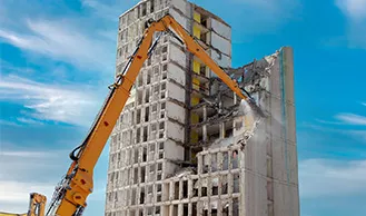 High‑reach demolition boom