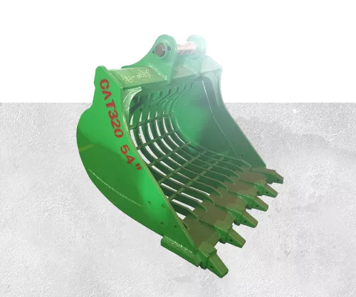 Caterpillar CAT320 excavator sieve bucket for soil and rock separation