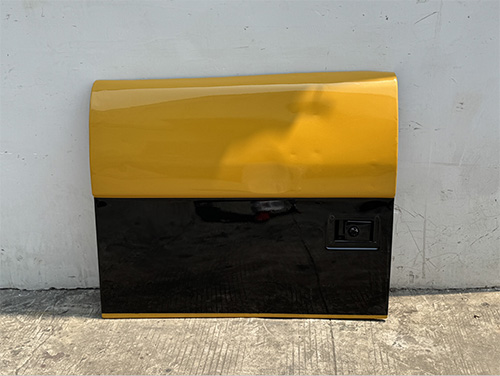 CAT320C Pump door.jpg