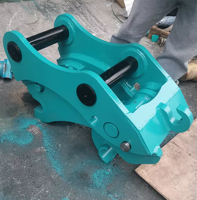 CAT320 Manual coupler